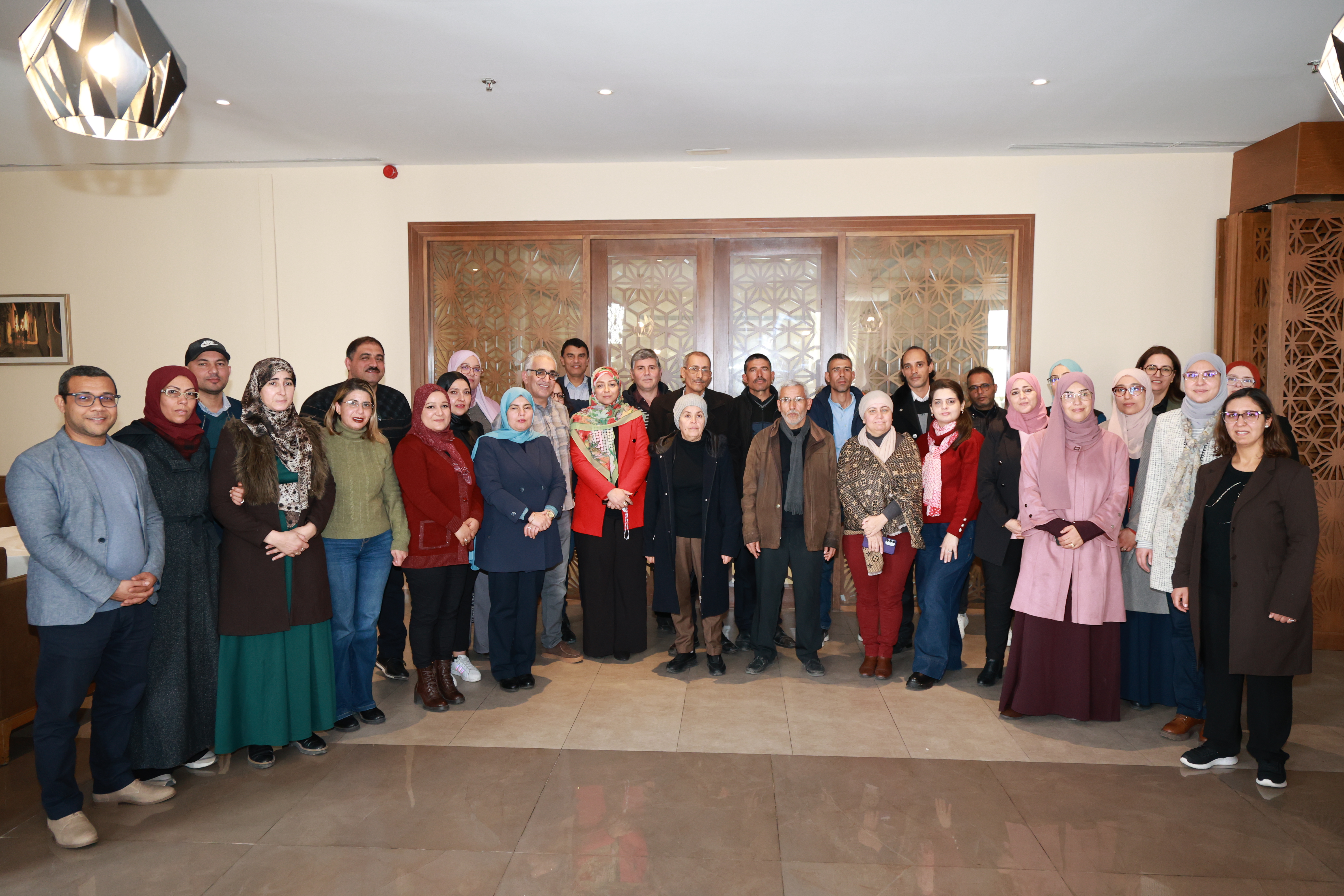 اختتام الدورة التكوينية الثالثة حول المحاسبة الكربونية لفائدة الأساتذة الجامعيين